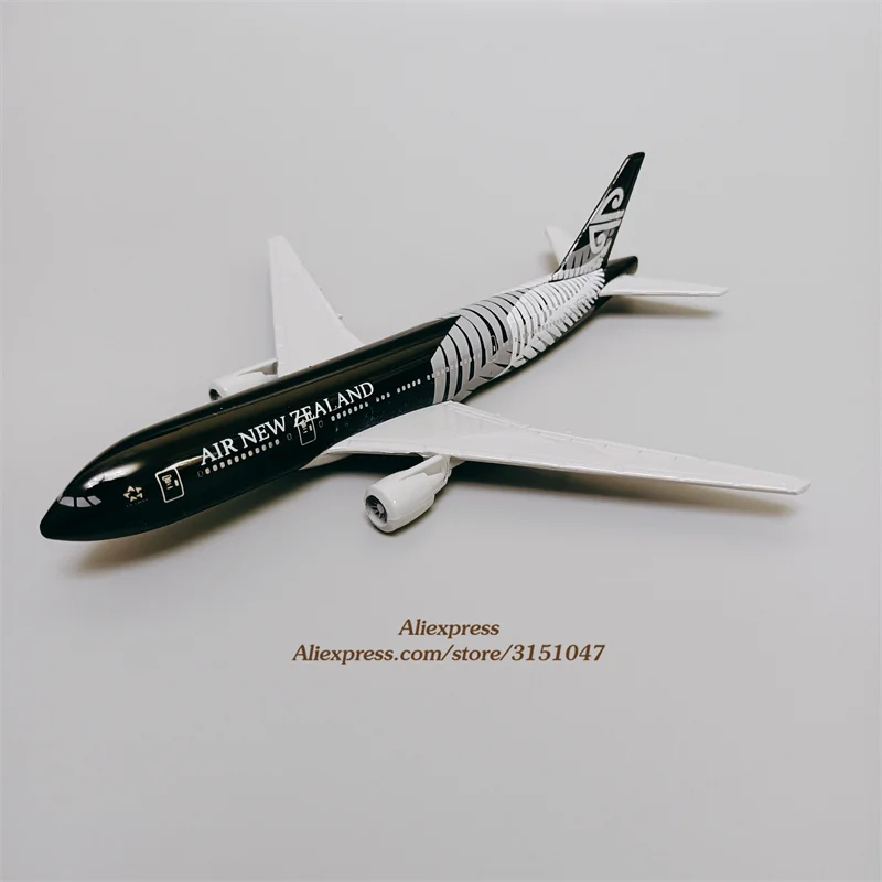 

16cm Black Air NEW ZEALAND Airlines Boeing 777 B777 Airways Diecast Airplane Model Plane Model Alloy Metal Aircraft Kids Gifts