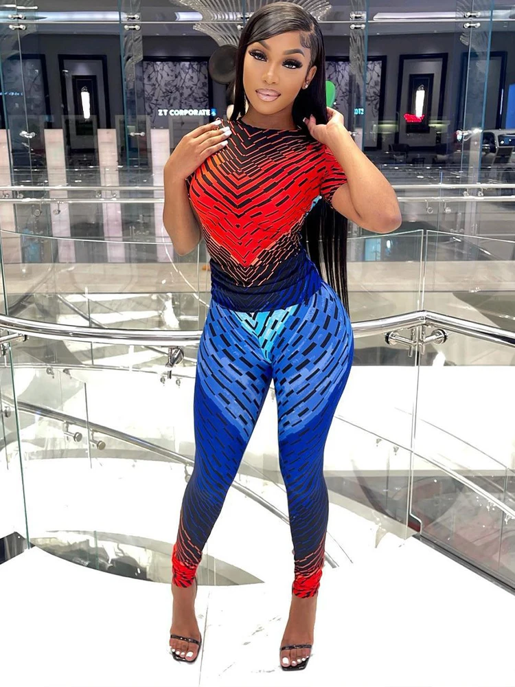High Street Print Two Piece Lounge Sets Sexy Outfits for Women Short Sleeve Bandage T-shirt and Body-shaping Slim Legging Y2k
High Street Print Two Piece Lounge Sets Sexy Outfits for Women Short Sleeve Bandage T-shirt and Body-shaping Slim Legging Y2k