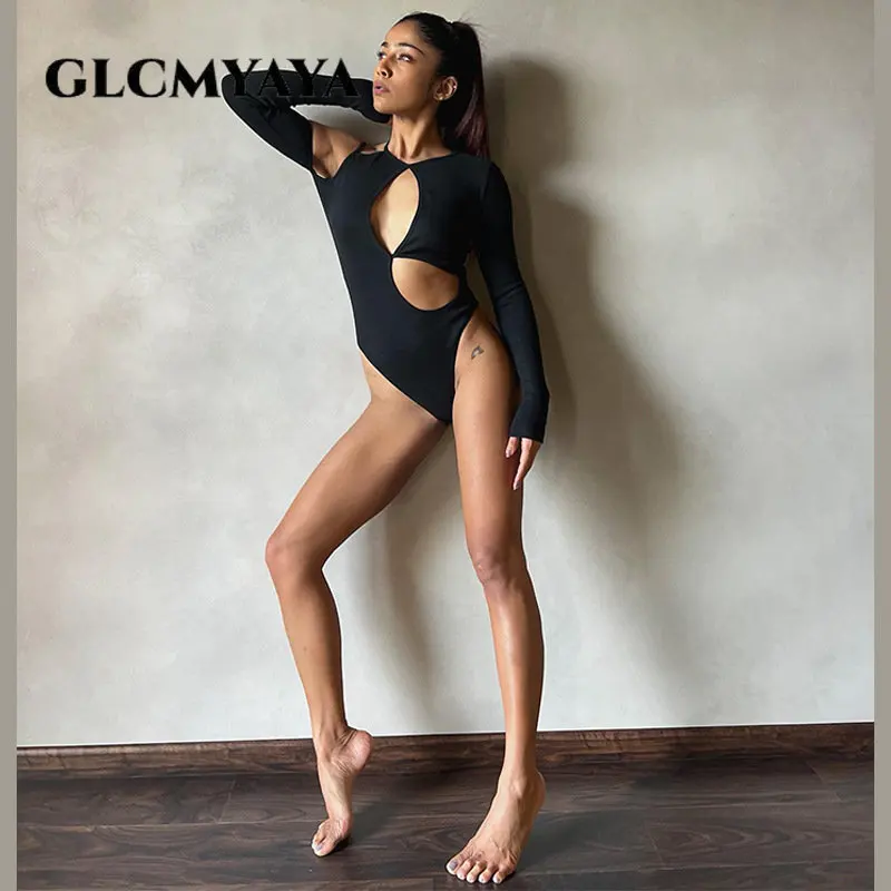 Женский комбинезон с длинным рукавом и рюшами 
Женский комбинезон с длинным рукавом и рюшами