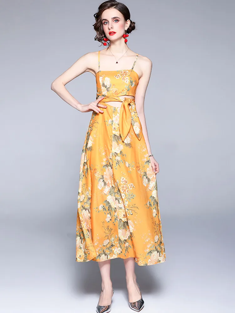 Designer Sexy Spaghetti Strap Midi Dresses Summer Women Fashion Bare Back Hollowed Out Printing Bohemia Holidays Long Dress
Designer Sexy Spaghetti Strap Midi Dresses Summer Women Fashion Bare Back Hollowed Out Printing Bohemia Holidays Long Dress