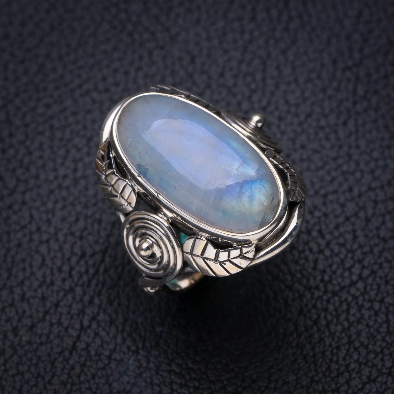 StarGems Natural Moonstone Leaf Handmade 925 Sterling Silver Ring 5.75 E8977
StarGems Natural Moonstone Leaf Handmade 925 Sterling Silver Ring 5.75 E8977