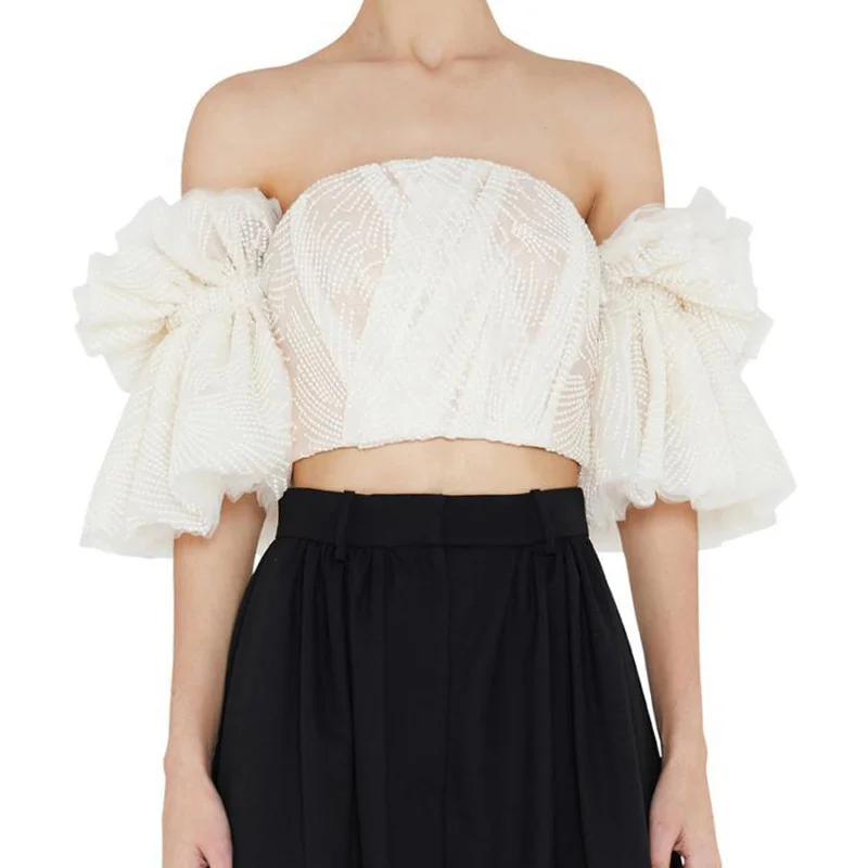 BABYOUNG Strapless Shirt for Women Off Shoulder Embroidery Ruffles Flare Sleeve Sexy Short Tops Summer Fashion 2022 Clothing
BABYOUNG Strapless Shirt for Women Off Shoulder Embroidery Ruffles Flare Sleeve Sexy Short Tops Summer Fashion 2022 Clothing