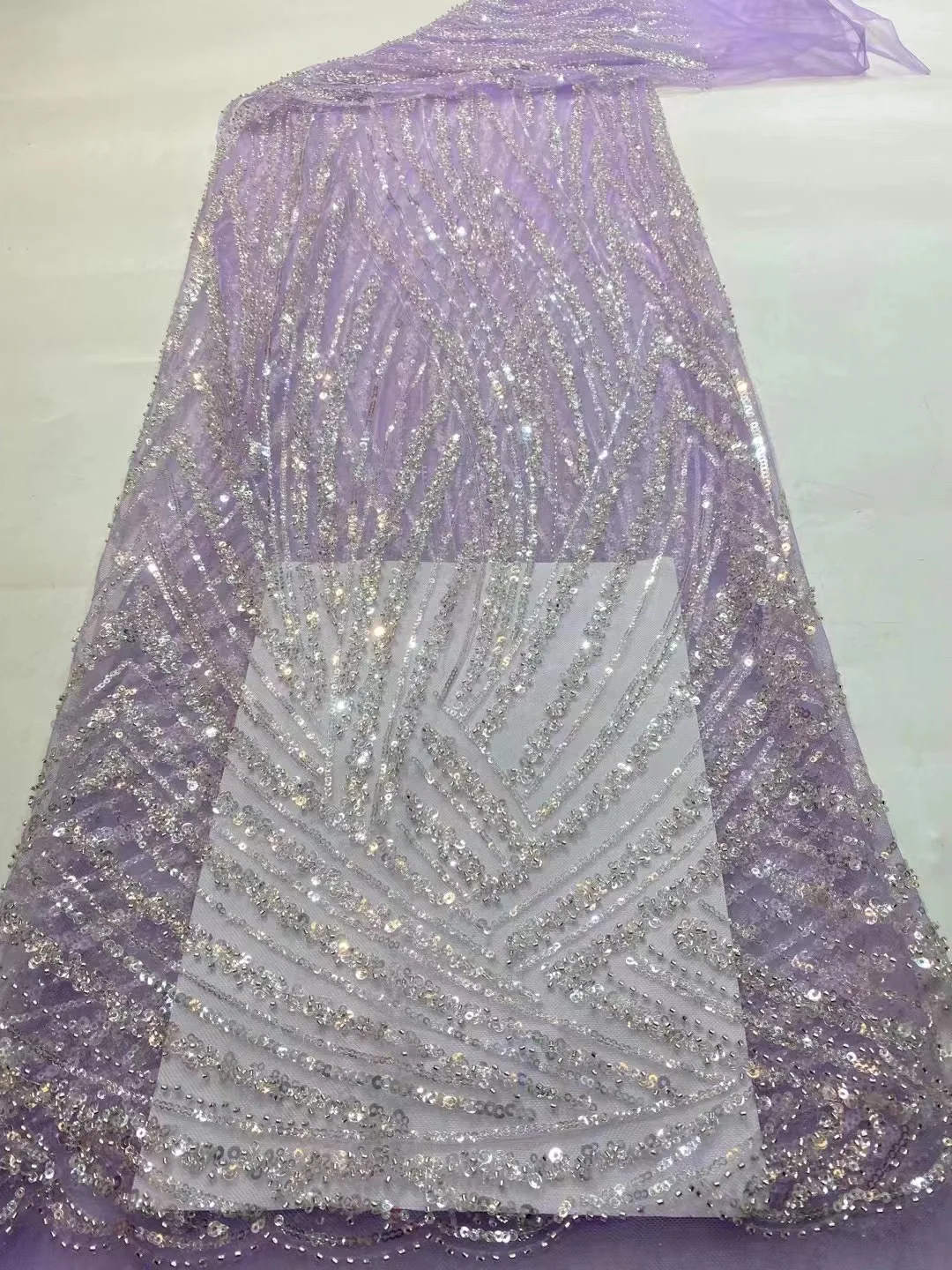 Luxury Beaded Hot Sale Africa High Quality Tulle Lace Fabric Nigeria Handmade Sequins 2022 French Wedding Prom Dress Material
Luxury Beaded Hot Sale Africa High Quality Tulle Lace Fabric Nigeria Handmade Sequins 2022 French Wedding Prom Dress Material