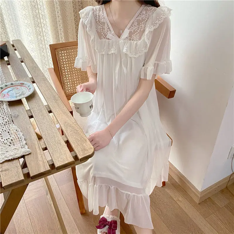Women V-Neck Lace Sleepwear Kawaii Princess Nightgown Bride Satin Butterfly Sleeve Nightwear Court Style Homedress Sleepshirt
Women V-Neck Lace Sleepwear Kawaii Princess Nightgown Bride Satin Butterfly Sleeve Nightwear Court Style Homedress Sleepshirt