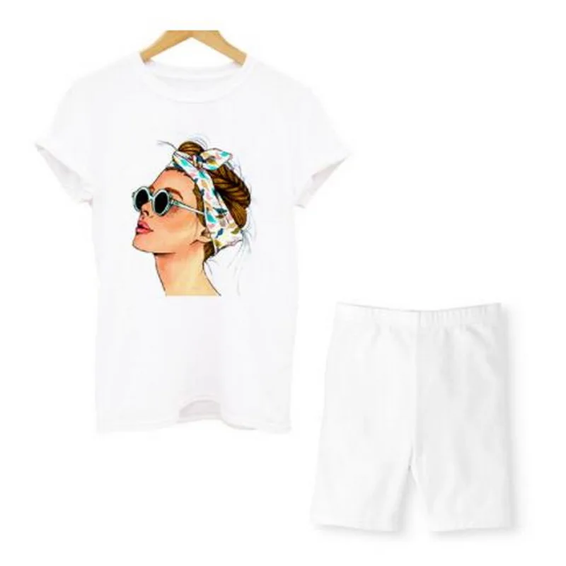 Cartoon girl women's two-piece T-shirt and shorts suit summer short sleeve O-neck casual jogging motorcycle shorts sexy women
Cartoon girl women's two-piece T-shirt and shorts suit summer short sleeve O-neck casual jogging motorcycle shorts sexy women