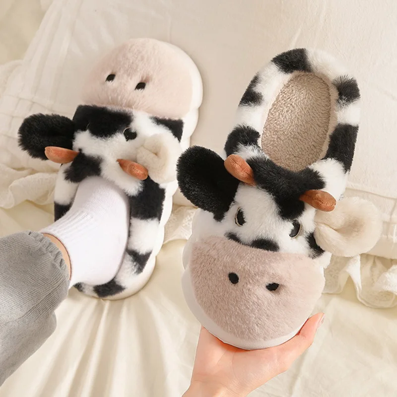 Women Slippers Winter Warm Cotton Bedroom Plush Fluffy Slippers Cartoon Animals Cute Cow Couples House Fur Slipper Home Shoes 
Women Slippers Winter Warm Cotton Bedroom Plush Fluffy Slippers Cartoon Animals Cute Cow Couples House Fur Slipper Home Shoes