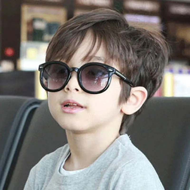 New Boys Sunglasses Classic Brand Design Square Frame Childrene Sun Glasses Anti-UV Goggle Kids Eyeglasses For Girls Gafas
New Boys Sunglasses Classic Brand Design Square Frame Childrene Sun Glasses Anti-UV Goggle Kids Eyeglasses For Girls Gafas