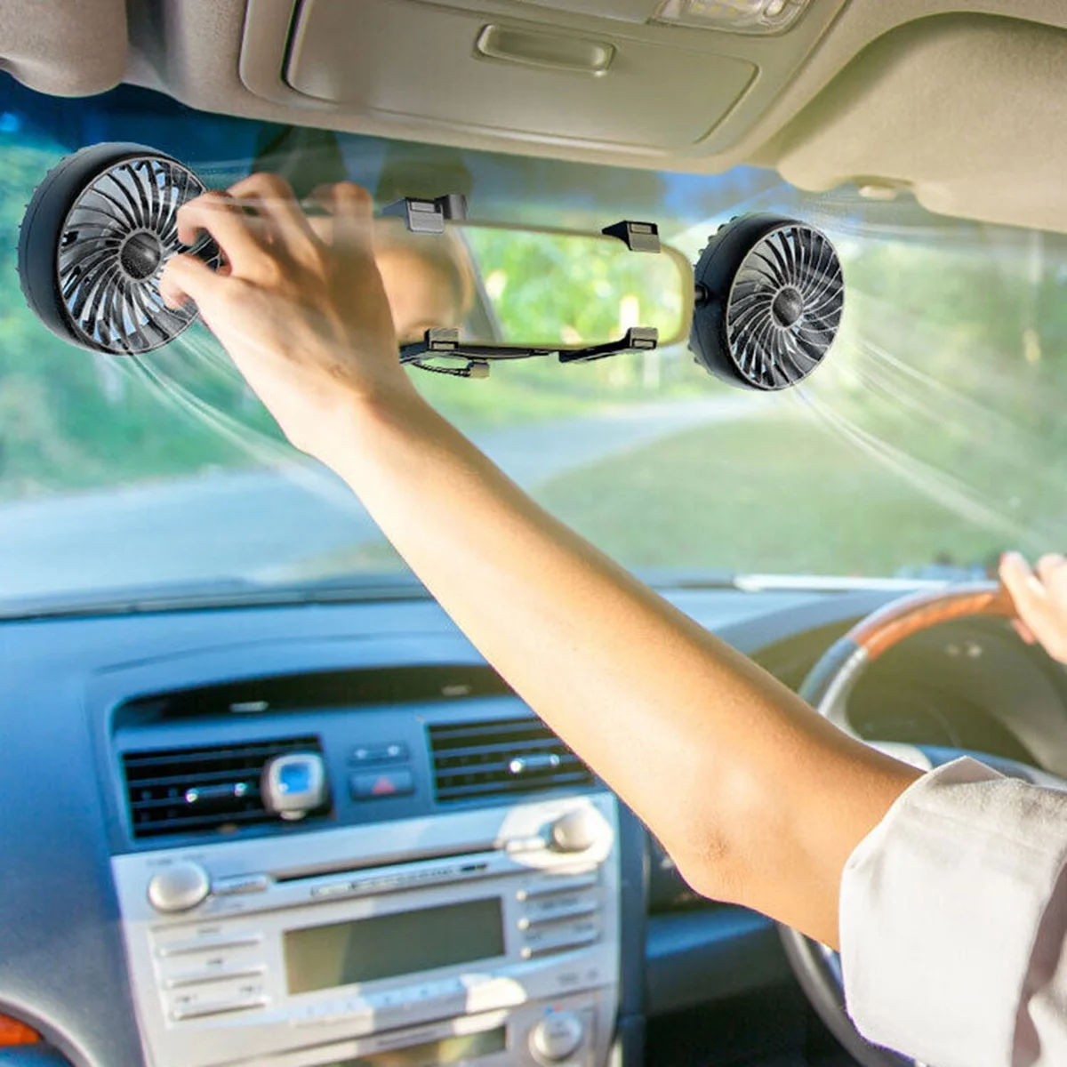 Car Fan Universal Dual Head USB Car Electric Fan Car Accessories 
Car Fan Universal Dual Head USB Car Electric Fan Car Accessories