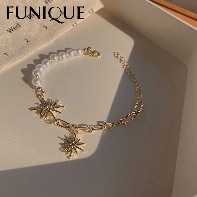 Женский браслет из сплава в стиле ретро
Женский браслет из сплава в стиле ретро