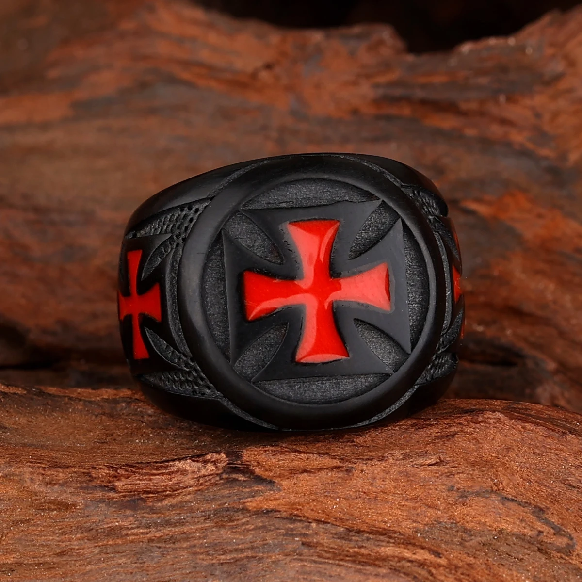 316 Stainless Steel Men's Ring Vintage Religious Red Cross High Quality Hip Punk Men Boyfriend Creative Jewelry Gift Wholesale
316 Stainless Steel Men's Ring Vintage Religious Red Cross High Quality Hip Punk Men Boyfriend Creative Jewelry Gift Wholesale