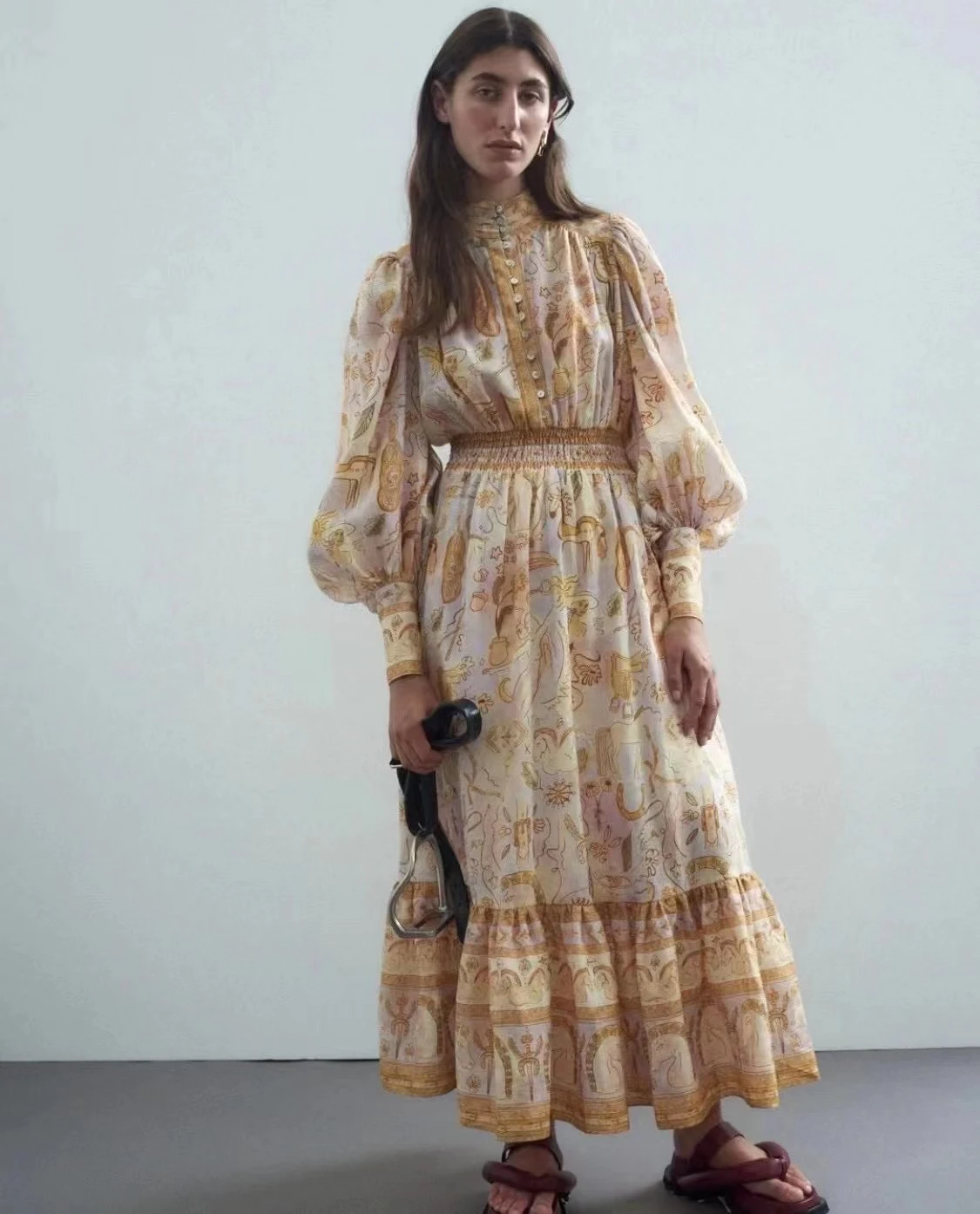 High Quality Women Autumn Retro Print Stand Collar Long Lantern Sleeve Elastic Waist Maxi Long Linen Dress
High Quality Women Autumn Retro Print Stand Collar Long Lantern Sleeve Elastic Waist Maxi Long Linen Dress