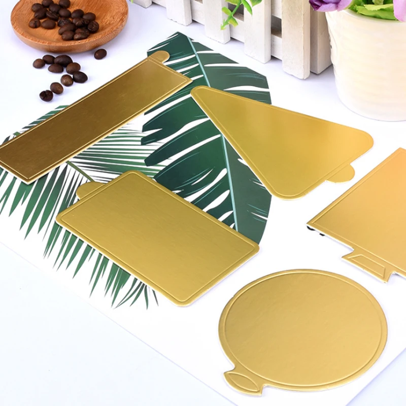 5/20pcs Golden Mousse Mat Bottom Foam Cake Stand Base Boards Paper Board Shape Dessert Tray Christmas Cake Decoration Tools
5/20pcs Golden Mousse Mat Bottom Foam Cake Stand Base Boards Paper Board Shape Dessert Tray Christmas Cake Decoration Tools