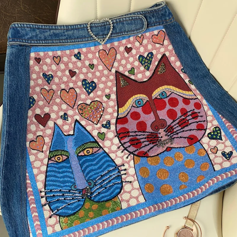2023 Design retro skirt embroidery heavy industry beaded belt denim skirt female
2023 Design retro skirt embroidery heavy industry beaded belt denim skirt female