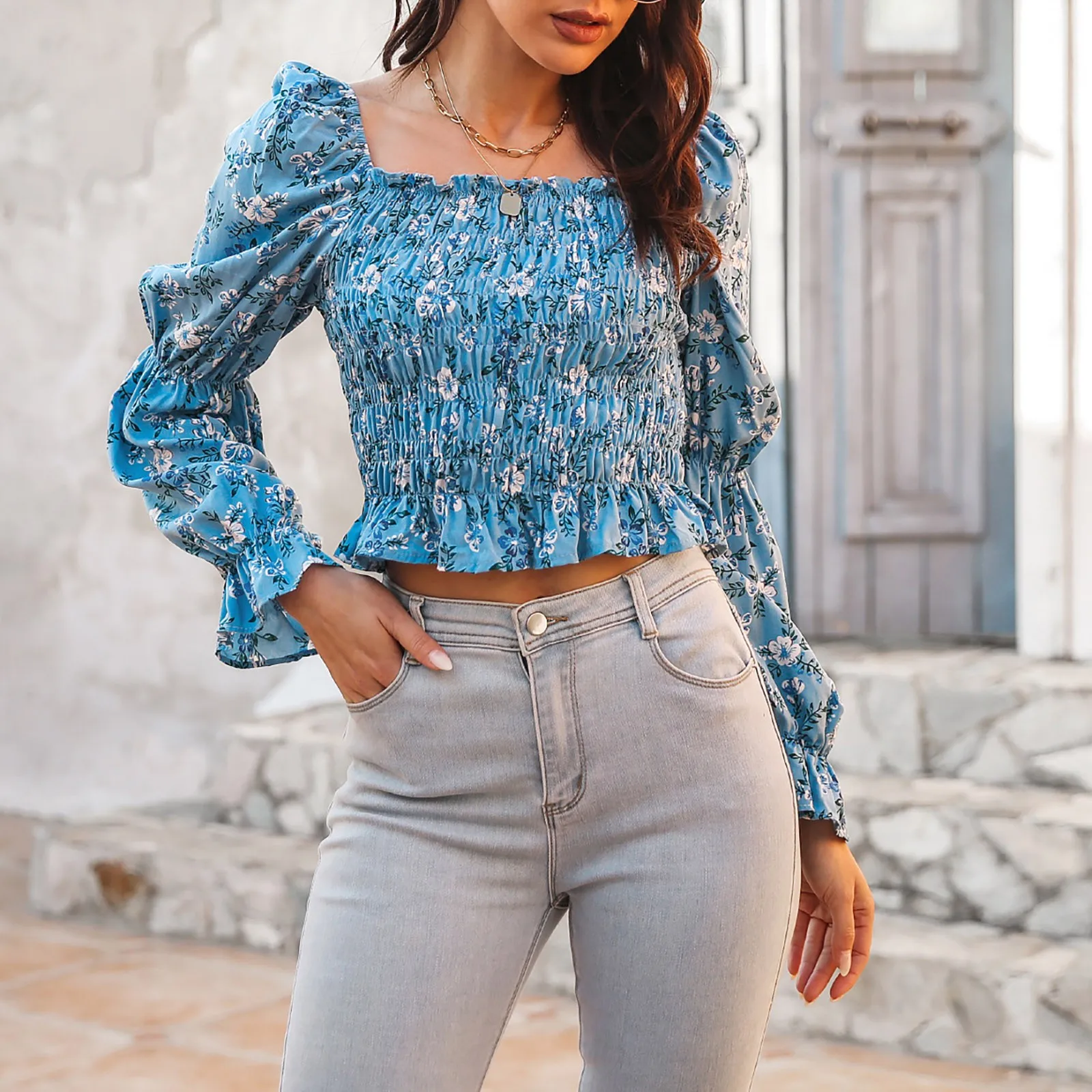 Women Elegant Ruffle Blouse Shirts Printed Blouses Femme 2022 Summer 0-neck Long Sleeve Casual Tops Women Blouses
Women Elegant Ruffle Blouse Shirts Printed Blouses Femme 2022 Summer 0-neck Long Sleeve Casual Tops Women Blouses
