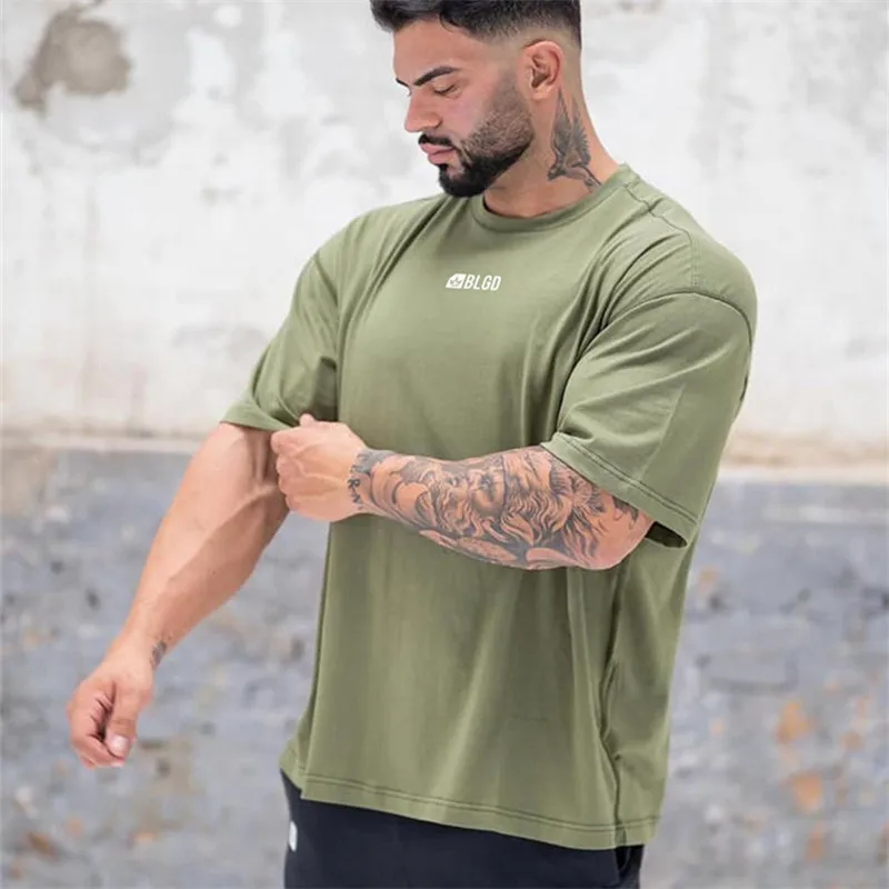 2022 Summer Men's Round Neck Loose T-shirt Cotton Printing Fitness Running T-shirt Solid Color Stitching Sports Casual T-shirt
2022 Summer Men's Round Neck Loose T-shirt Cotton Printing Fitness Running T-shirt Solid Color Stitching Sports Casual T-shirt