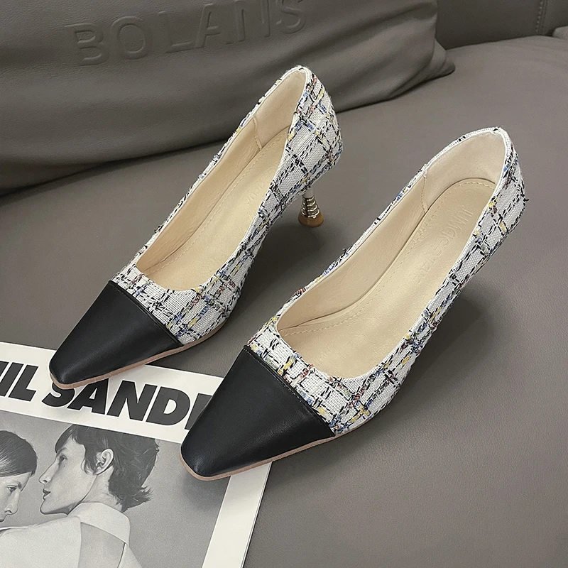 Winter Pearl Fashion Women Shoes Elegant High Heels Sexy Korean Pumps Heels Women Luxury women's high heels
Winter Pearl Fashion Women Shoes Elegant High Heels Sexy Korean Pumps Heels Women Luxury women's high heels