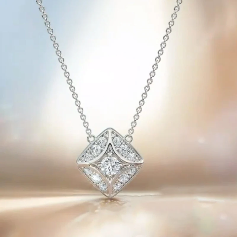 New Simple Square Pendant Necklace for Women Silver Color O Chain White Cubic Zirconia Daily Wear Versatile Fashion Jewelry
New Simple Square Pendant Necklace for Women Silver Color O Chain White Cubic Zirconia Daily Wear Versatile Fashion Jewelry