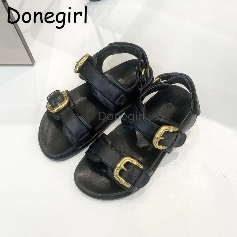 Женские босоножки в римском стиле Donegirl, Летние кожаные сандалии с круглым носком, на плоской толстой подошве, однотонные повседневные пляжные туфли, 2023
Женские босоножки в римском стиле Donegirl, Летние кожаные сандалии с круглым носком, на плоской толстой подошве, однотонные повседневные пляжные туфли, 2023