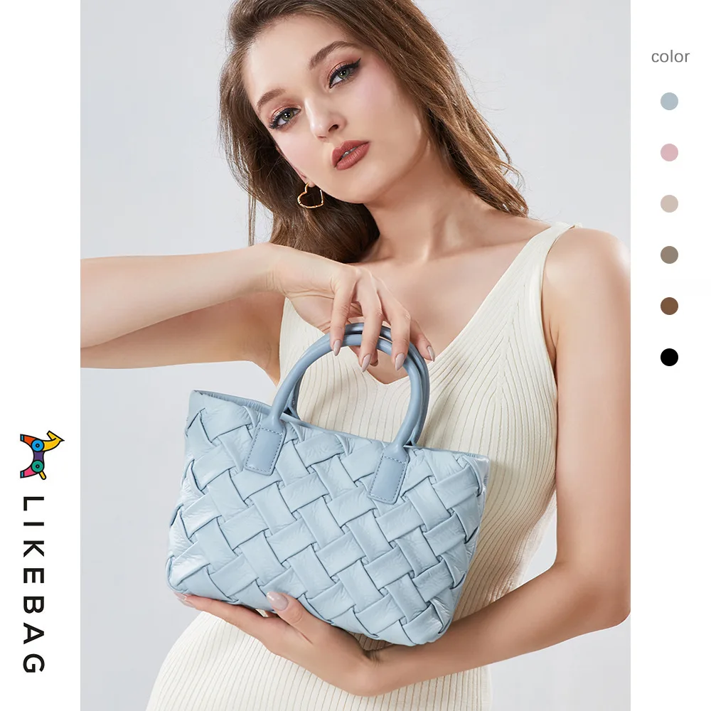2023 Luxury pleated women bag commuter ladies handbag fashion simple cross-body bag with pouch female clutch knot bag
2023 Luxury pleated women bag commuter ladies handbag fashion simple cross-body bag with pouch female clutch knot bag