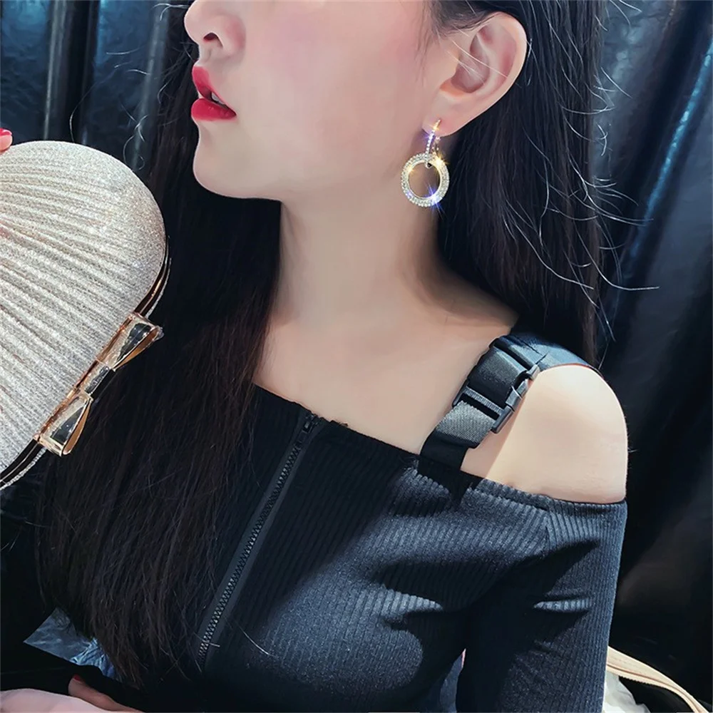 925 Silver Needle Korean New Fashion With Diamond Earrings For Women Set With Diamond Geometric Circle earrings for teens
925 Silver Needle Korean New Fashion With Diamond Earrings For Women Set With Diamond Geometric Circle earrings for teens