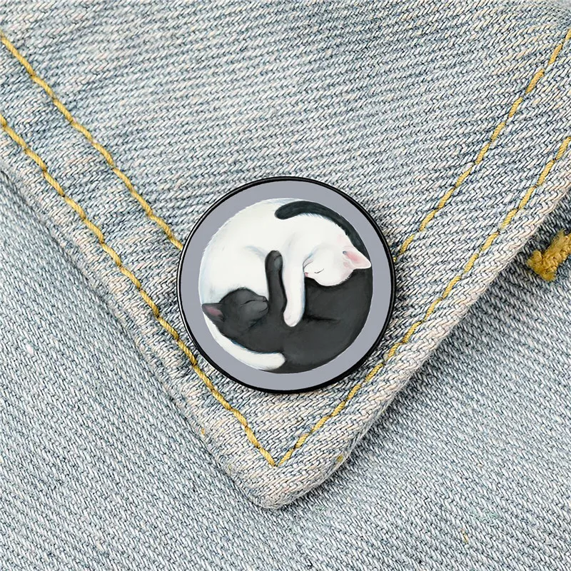 Yin Yang Balancing Cats Printed Pin Custom Funny Brooches Shirt Lapel Bag Cute Badge Cartoon enamel pins for Lover Girl Friends
Yin Yang Balancing Cats Printed Pin Custom Funny Brooches Shirt Lapel Bag Cute Badge Cartoon enamel pins for Lover Girl Friends