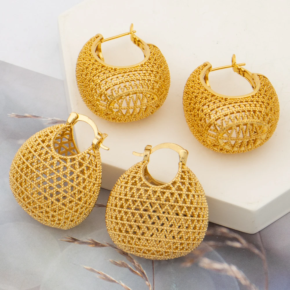 New Hoop Earrings Jewelry for Women African Gold Color Hollow Out Design Earrings for Dubai Weddings Party Earring Jewelry Gifts
New Hoop Earrings Jewelry for Women African Gold Color Hollow Out Design Earrings for Dubai Weddings Party Earring Jewelry Gifts
