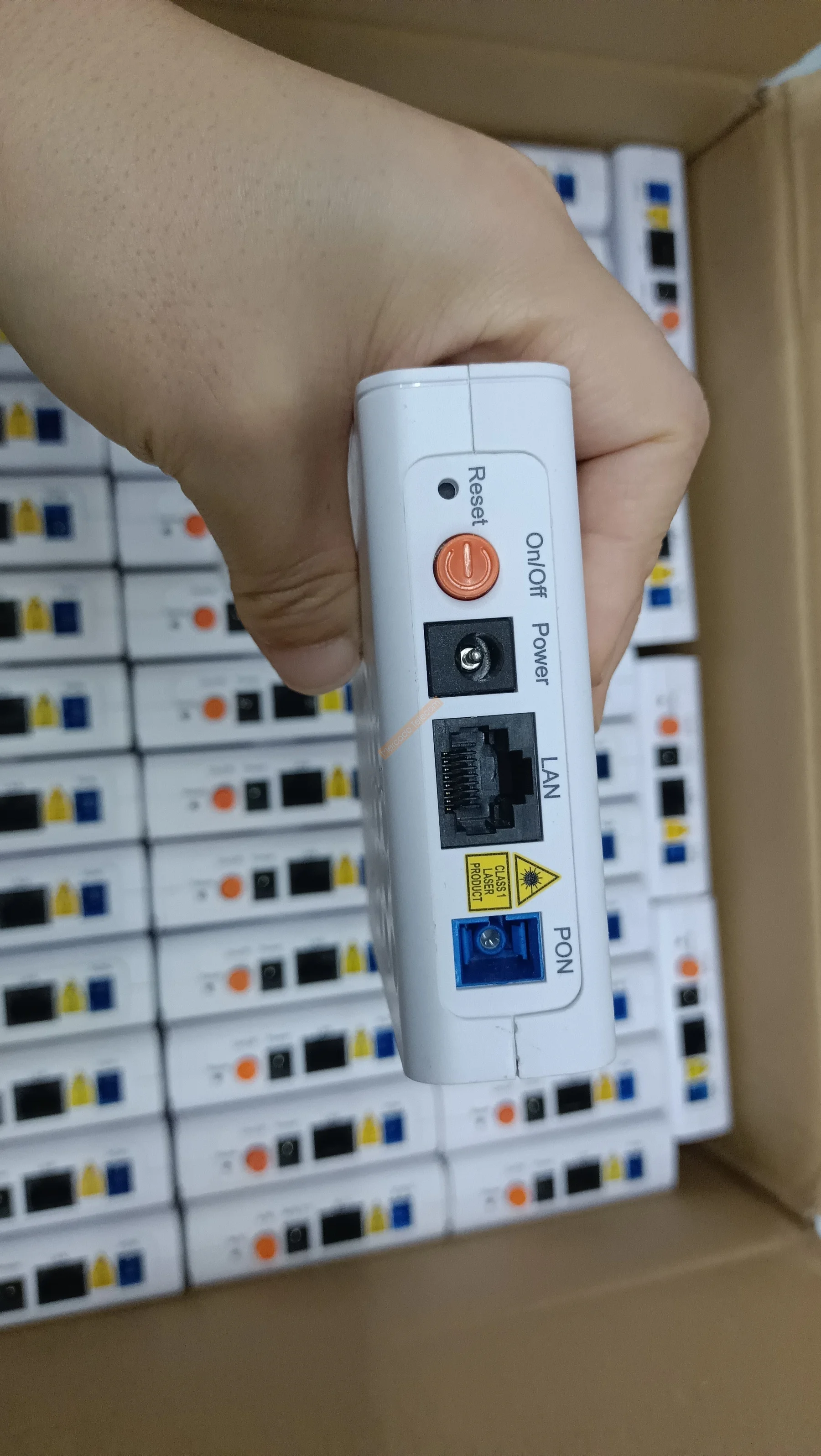 100% оригинальный новый ZTE F601 1GE портовый маршрутизатор FTTH GPON OLT ONU волоконный модем без питания/коробка 1 шт. Бесплатная доставка
100% оригинальный новый ZTE F601 1GE портовый маршрутизатор FTTH GPON OLT ONU волоконный модем без питания/коробка 1 шт. Бесплатная доставка