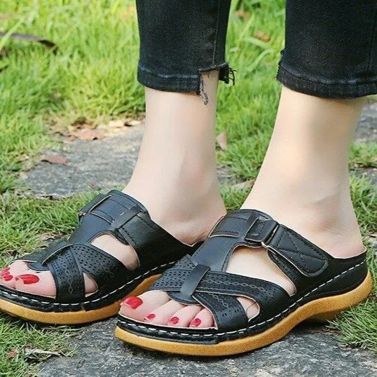 Fashion Plus Size Women's Shoes Hollow Wedge Velcro Sandals Women's Fish Mouth Thick Bottom Casual Half Slippers
Fashion Plus Size Women's Shoes Hollow Wedge Velcro Sandals Women's Fish Mouth Thick Bottom Casual Half Slippers