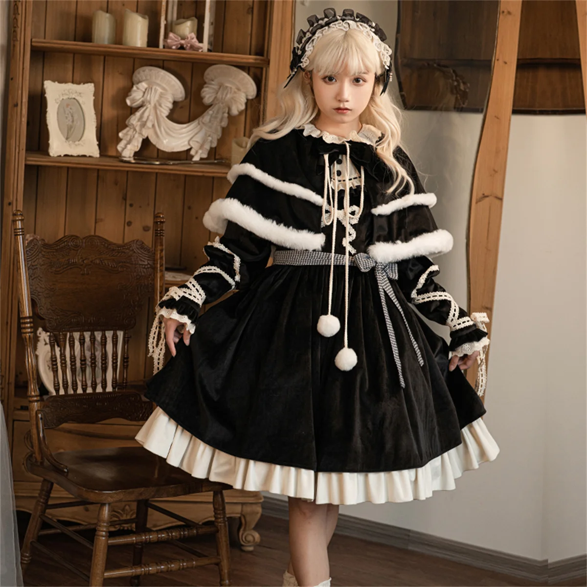 French Retro Style Lolita Cosplay Sweet Girls OP Velvet Fabric Fur Ball Doll Collar Bow Bow End Waist Bubble Sleeve Cape Dress
French Retro Style Lolita Cosplay Sweet Girls OP Velvet Fabric Fur Ball Doll Collar Bow Bow End Waist Bubble Sleeve Cape Dress