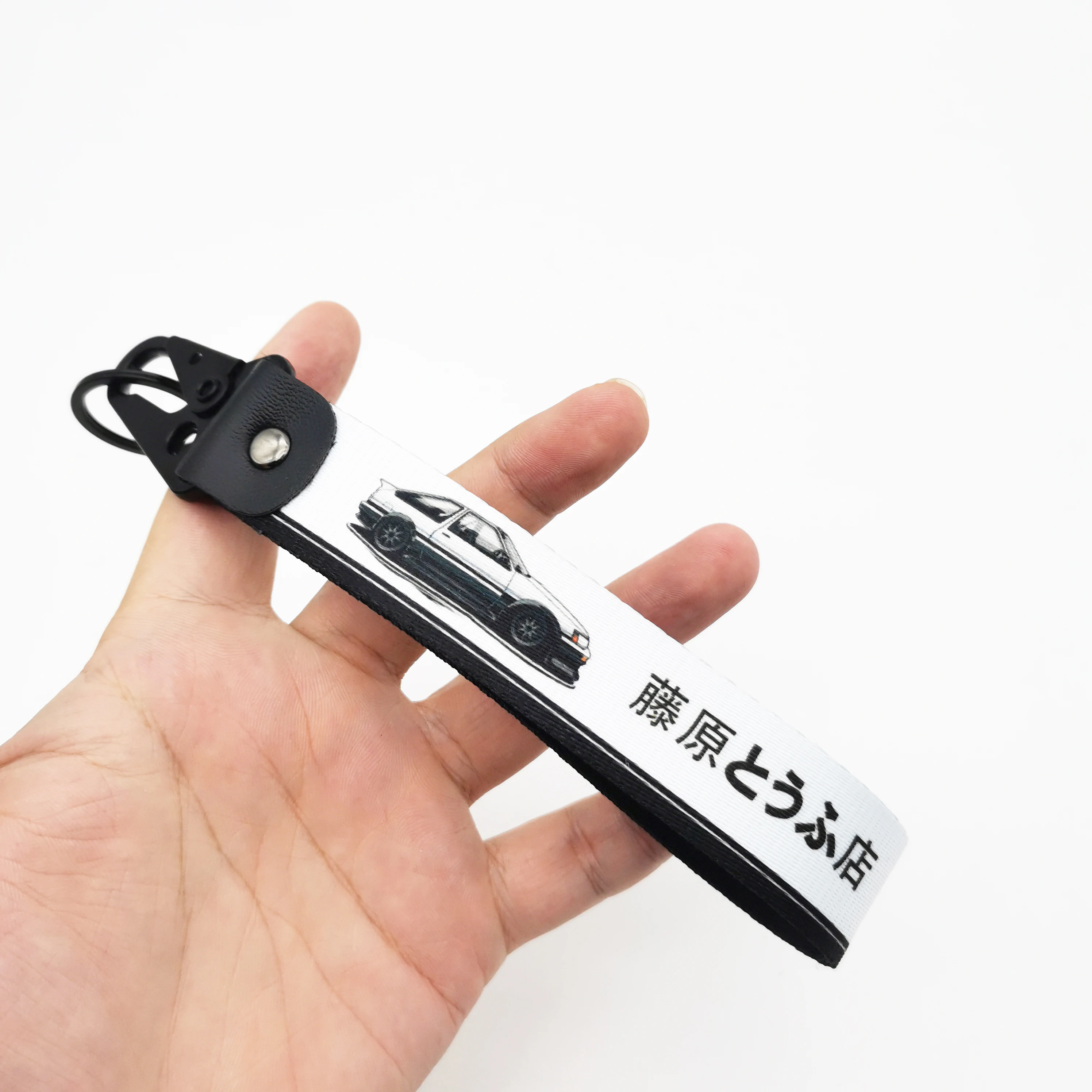 Брелок JDM, брелок Initial D Fujiwara Tofu Shop, тканевые брелки AE86, шнурок, держатель для ключей, автомобильный мотоцикл, пружинный зажим, аксессуары
Брелок JDM, брелок Initial D Fujiwara Tofu Shop, тканевые брелки AE86, шнурок, держатель для ключей, автомобильный мотоцикл, пружинный зажим, аксессуары