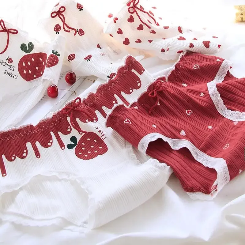 Women's Cotton Panties Female Underpants Sexy Women Underwear Soft Lingerie Lace Up Briefs Strawberry Hearted Printed Pantys
Women's Cotton Panties Female Underpants Sexy Women Underwear Soft Lingerie Lace Up Briefs Strawberry Hearted Printed Pantys