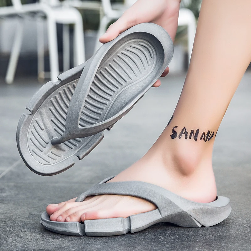 Summer Massage Flip Flops Men Casual Fashion Outdoor Non-slip Casual Shoes Comfortable Beach Slides Sandals Bathroom Slippers 
Summer Massage Flip Flops Men Casual Fashion Outdoor Non-slip Casual Shoes Comfortable Beach Slides Sandals Bathroom Slippers