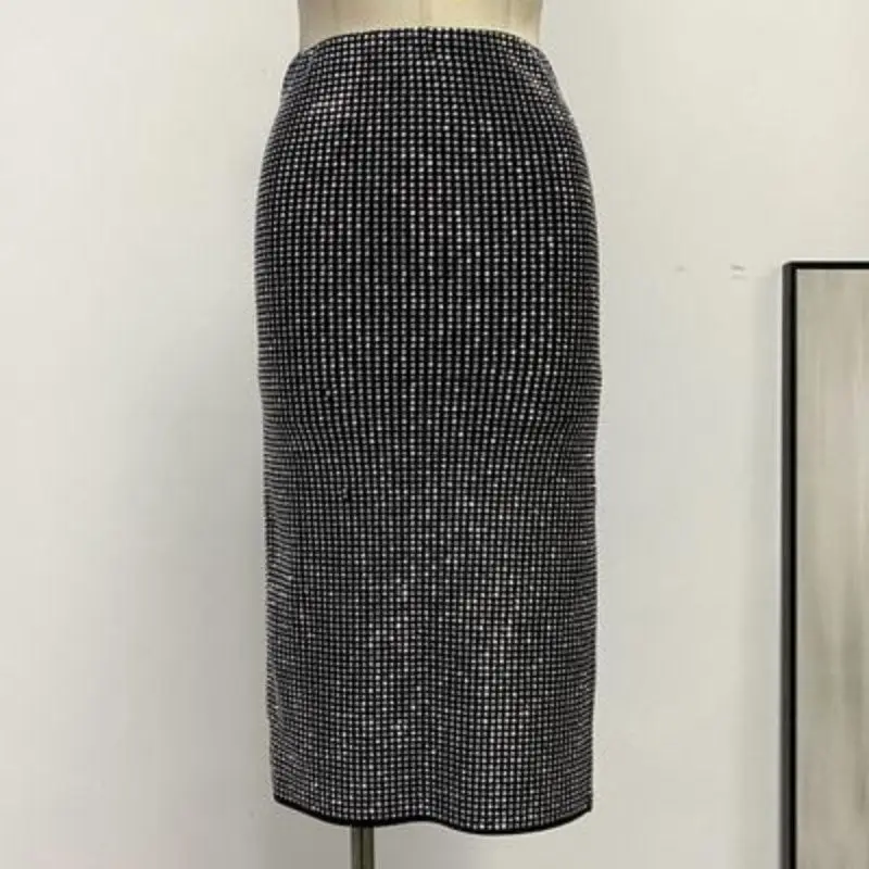 Glossy Silver Sequin Women's Sexy Party Club Knee Skirt High Waist Glitter Dance Stage Slim Shiny Bottoms
Glossy Silver Sequin Women's Sexy Party Club Knee Skirt High Waist Glitter Dance Stage Slim Shiny Bottoms