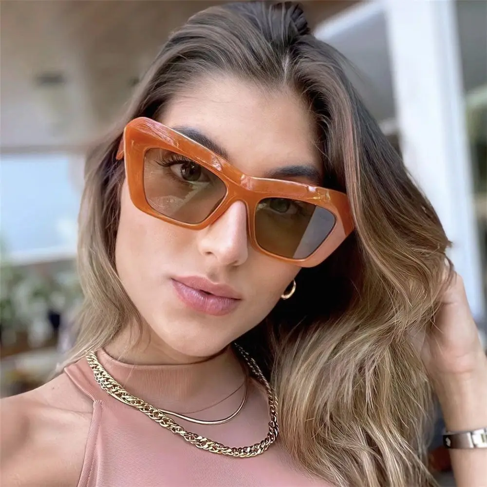 Unique Gradient Hip Hop UV400 Triangle Square Sunglasses Sun Glasses Women Shades Cat Eye Sunglasses
Unique Gradient Hip Hop UV400 Triangle Square Sunglasses Sun Glasses Women Shades Cat Eye Sunglasses