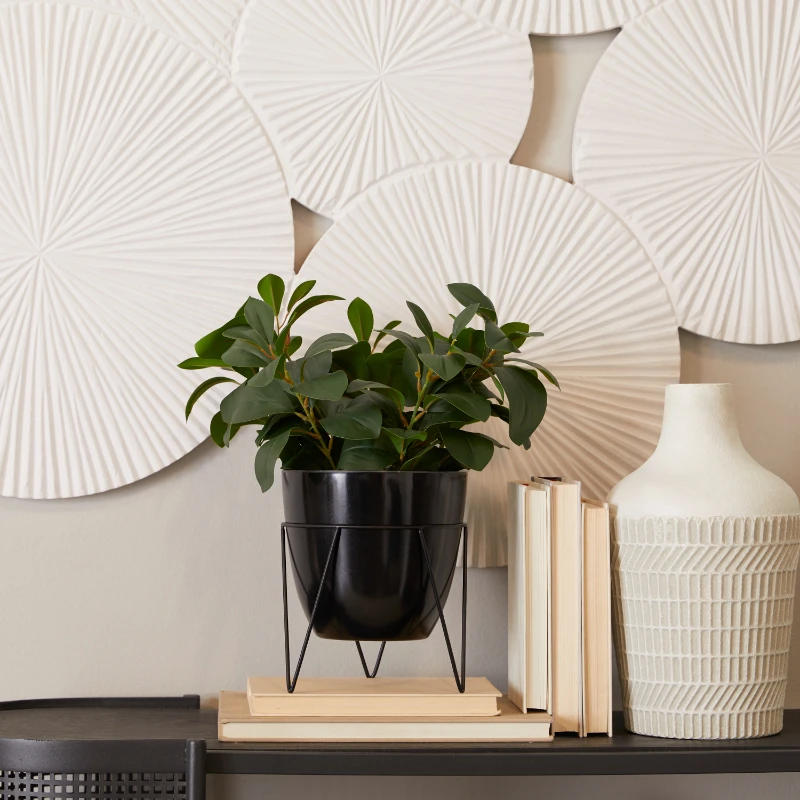 15" Round Eucalyptus Artificial Plant with Metal Stand and Black Pot, by Home Living Room Decoration Fake Plant Outdoor Garden D
15" Round Eucalyptus Artificial Plant with Metal Stand and Black Pot, by Home Living Room Decoration Fake Plant Outdoor Garden D