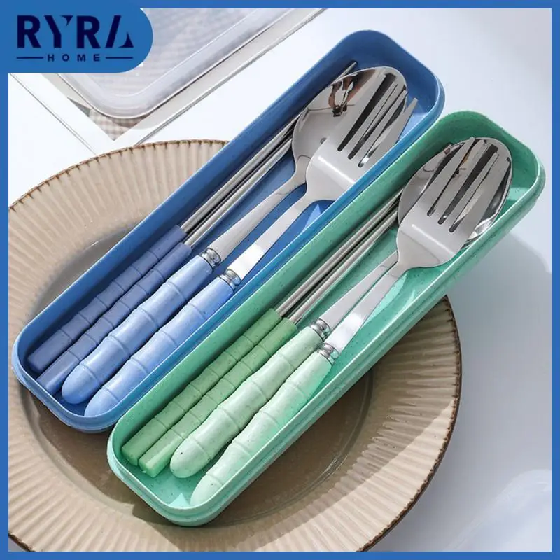 Outdoor Household Utensils Durable And Durable Prevent Food From Slipping Travel Camping Tableware Set Tableware Storage Box
Outdoor Household Utensils Durable And Durable Prevent Food From Slipping Travel Camping Tableware Set Tableware Storage Box