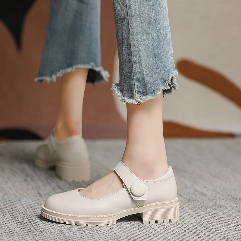 British Style Small Leather Shoes 2022 Spring New Style with Skirt Mary Jane Shoes Leather Single Shoes Women's Large Size 41-43
British Style Small Leather Shoes 2022 Spring New Style with Skirt Mary Jane Shoes Leather Single Shoes Women's Large Size 41-43