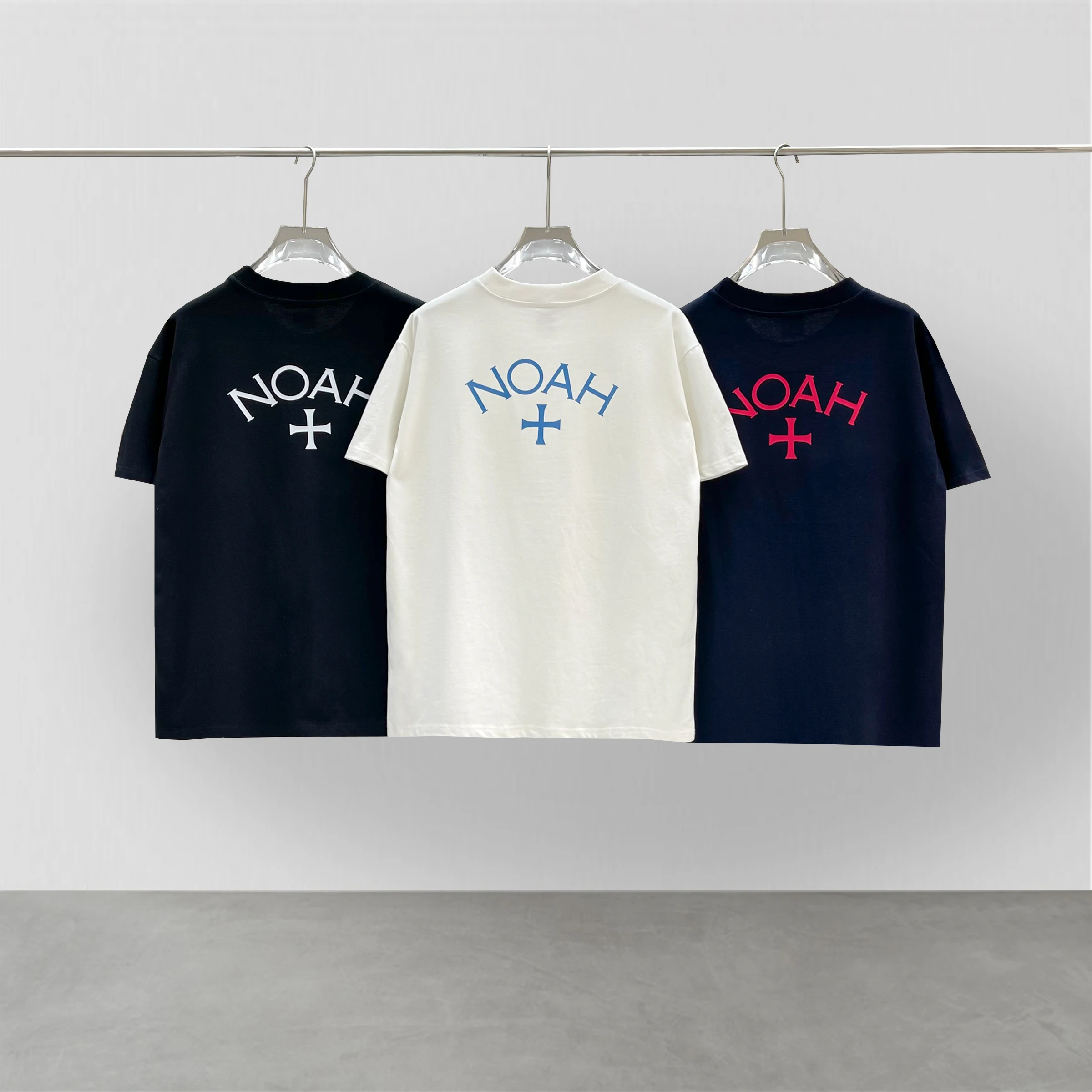 NOAH ALEX Street Fashion Brand Summer Unisex T-shirt Classic Crusader Print Logo Oversize Cotton Tee Hip Hop Loose Short Sleeve
NOAH ALEX Street Fashion Brand Summer Unisex T-shirt Classic Crusader Print Logo Oversize Cotton Tee Hip Hop Loose Short Sleeve
