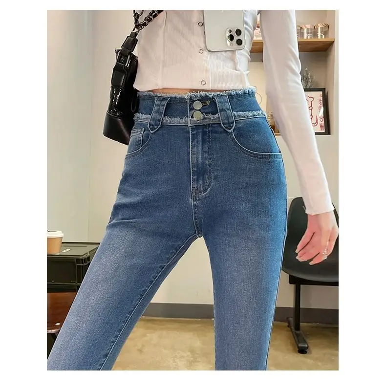 YOUYIDE Trendy and fashionable autumn and winter jeans high waist slimming bootcut pants for women
YOUYIDE Trendy and fashionable autumn and winter jeans high waist slimming bootcut pants for women