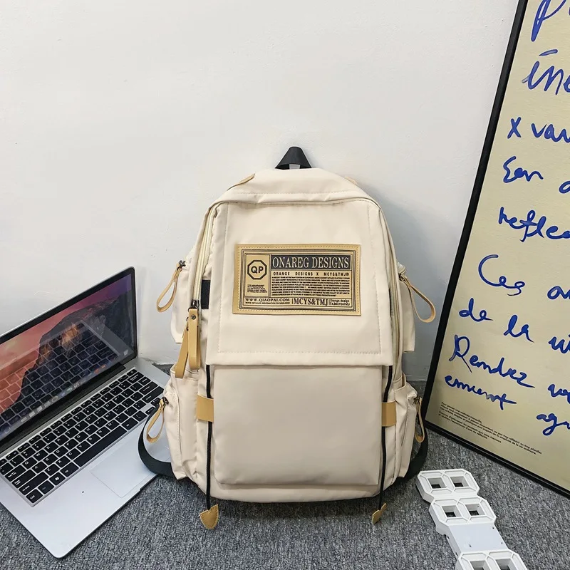 Женский рюкзак для школьников и студентов
Женский рюкзак для школьников и студентов