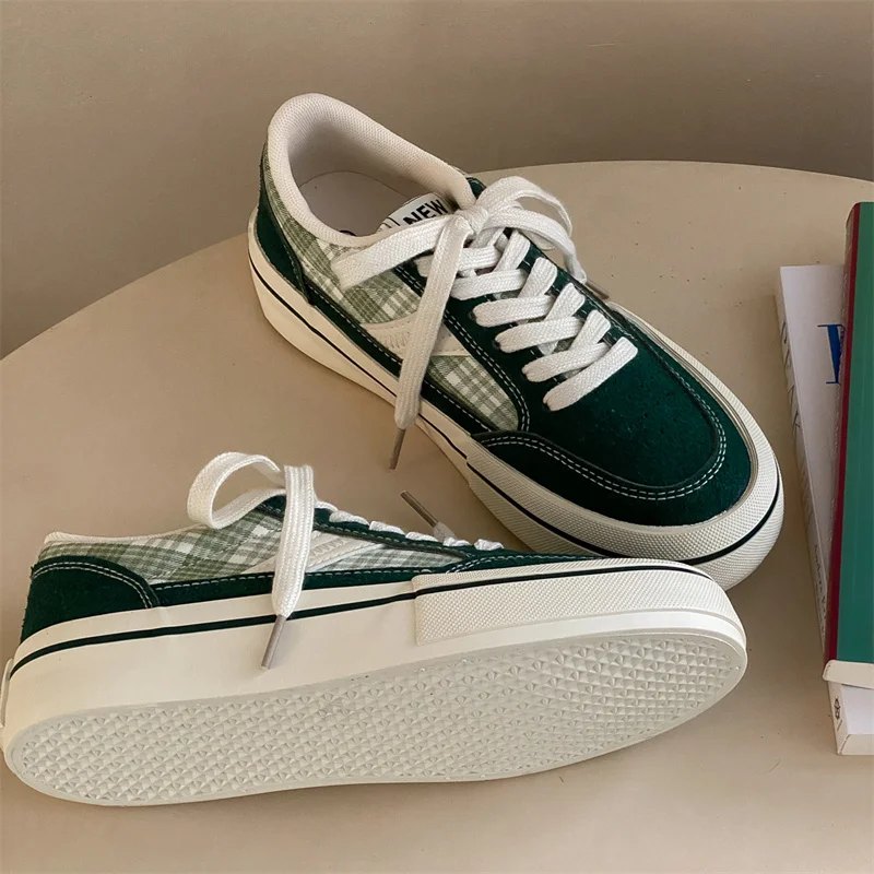 2023 Green Spring Autumn Sneakers Women Shoes Casual Summer Lace Up Flats Shoes Female Vulcanized Shoes Training Sneakers Brand
2023 Green Spring Autumn Sneakers Women Shoes Casual Summer Lace Up Flats Shoes Female Vulcanized Shoes Training Sneakers Brand