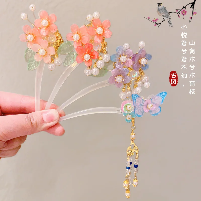 Children's Ancient Hanfu Hair Ornament Girl Pan Hair Hairpin National Style Girl Step Shake Headpiece Tassel Hairpin Hair
Children's Ancient Hanfu Hair Ornament Girl Pan Hair Hairpin National Style Girl Step Shake Headpiece Tassel Hairpin Hair