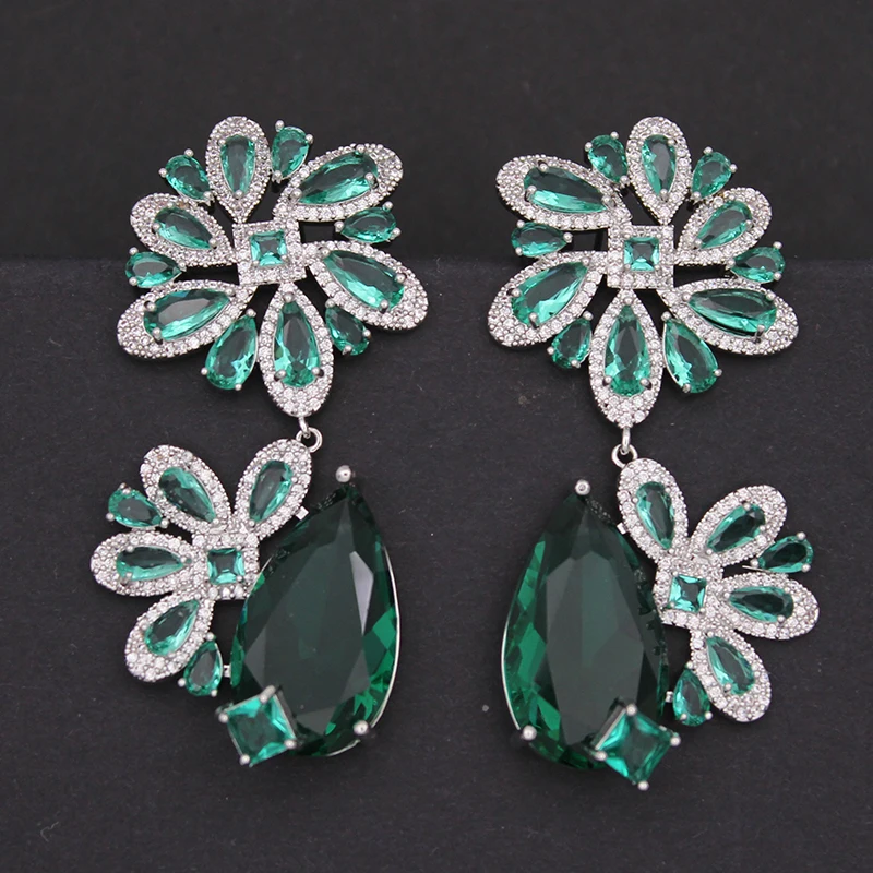 Big Green Flower Earrings for Women 2023 Luxury Jewelry Zircon Wedding Evening Party Dangle Earrings Water Drop Female Gift
Big Green Flower Earrings for Women 2023 Luxury Jewelry Zircon Wedding Evening Party Dangle Earrings Water Drop Female Gift