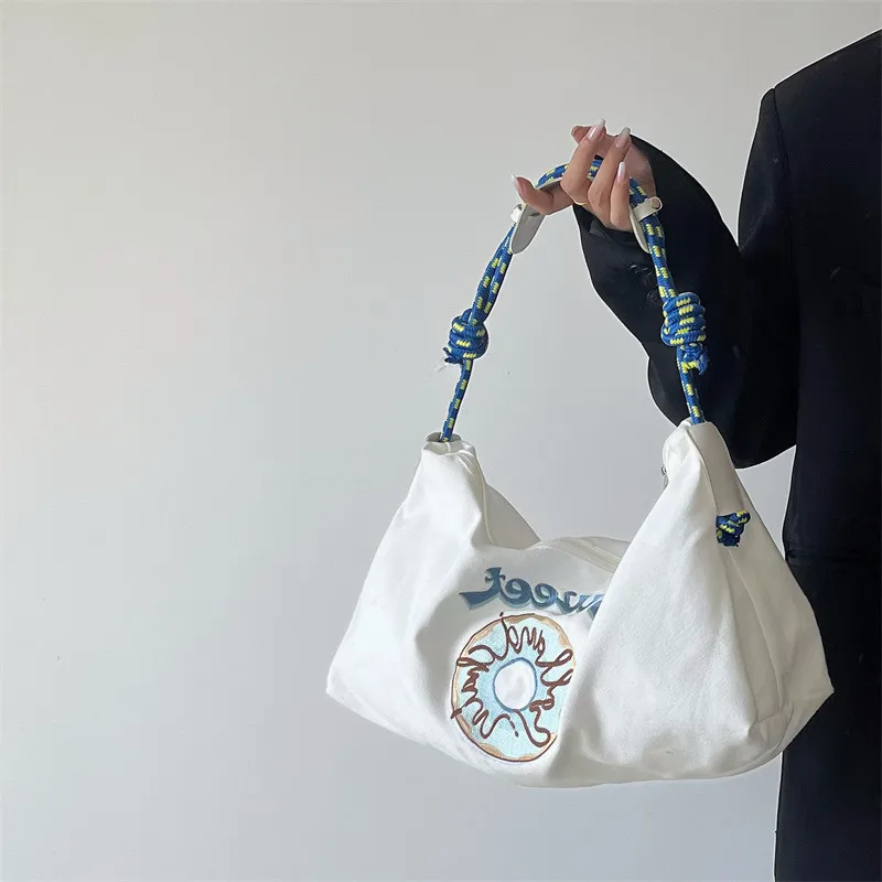 Модная вышивка, женские сумки на плечо, большая вместительность, фирменный дизайн, большая дамская сумка, холщовая женская сумка через плеч...
Модная вышивка, женские сумки на плечо, большая вместительность, фирменный дизайн, большая дамская сумка, холщовая женская сумка через плеч...