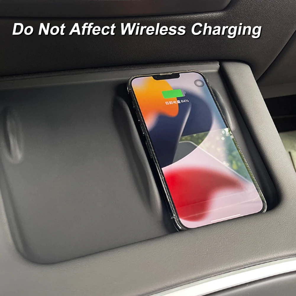 Silicone Wireless Charger Pad For Tesla Model 3 Y Anti-Slip Charger Pad Cover Center Console Charging Mat Protector Accessories
Silicone Wireless Charger Pad For Tesla Model 3 Y Anti-Slip Charger Pad Cover Center Console Charging Mat Protector Accessories