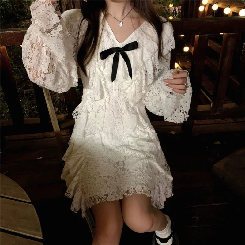 Deeptown Vintage Fairycore White Princess Dress Women Korean Preppy Style Ruffles Long Falre Sleeve Mini Shirt Dresses Autumn
Deeptown Vintage Fairycore White Princess Dress Women Korean Preppy Style Ruffles Long Falre Sleeve Mini Shirt Dresses Autumn