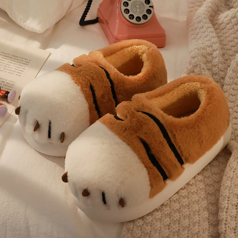 Winter Cute Tiger claw Design Fur Warm Shoes Casual Outdoor Light Slippers Comfortable Soft Indoor Bedroom Shoes Female 36-41
Winter Cute Tiger claw Design Fur Warm Shoes Casual Outdoor Light Slippers Comfortable Soft Indoor Bedroom Shoes Female 36-41