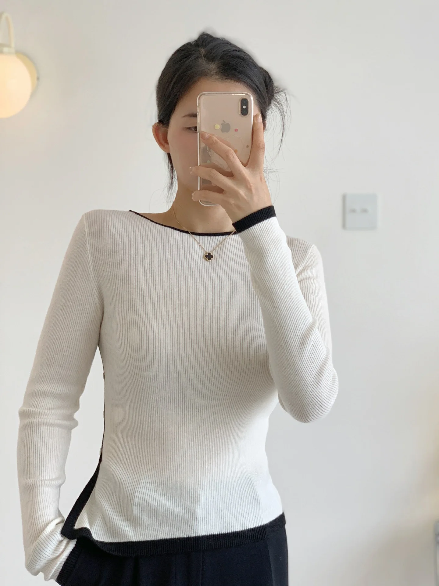 Женский шерстяной вязаный пуловер с косым вырезом, подбор цвета, приталенный Топ с длинным рукавом, осень, зима, новинка, 2023 г.
Женский шерстяной вязаный пуловер с косым вырезом, подбор цвета, приталенный Топ с длинным рукавом, осень, зима, новинка, 2023 г.