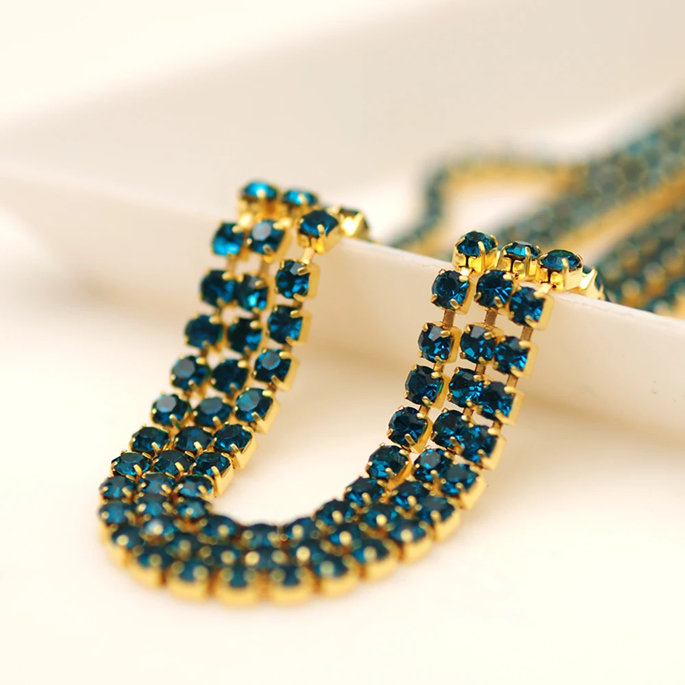 SS6,8,10,12 10m Blue Zircon Crystal Rhinestone Cupchain Gold Setting Costume Applique Trims Glass Stones For Jewelry Making
SS6,8,10,12 10m Blue Zircon Crystal Rhinestone Cupchain Gold Setting Costume Applique Trims Glass Stones For Jewelry Making