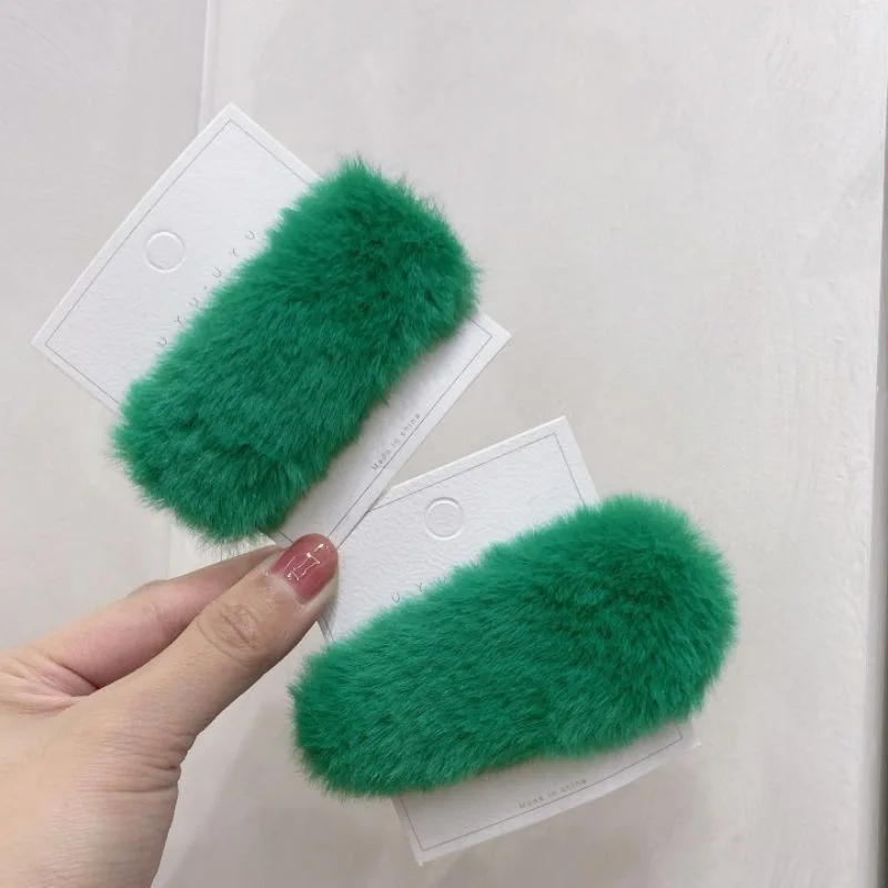Korean Style Autumn and Winter Bv Green Series BB Clip Warm Fluffy Cute Imitation Rabbit Fur Plush back head Barrettes for women
Korean Style Autumn and Winter Bv Green Series BB Clip Warm Fluffy Cute Imitation Rabbit Fur Plush back head Barrettes for women